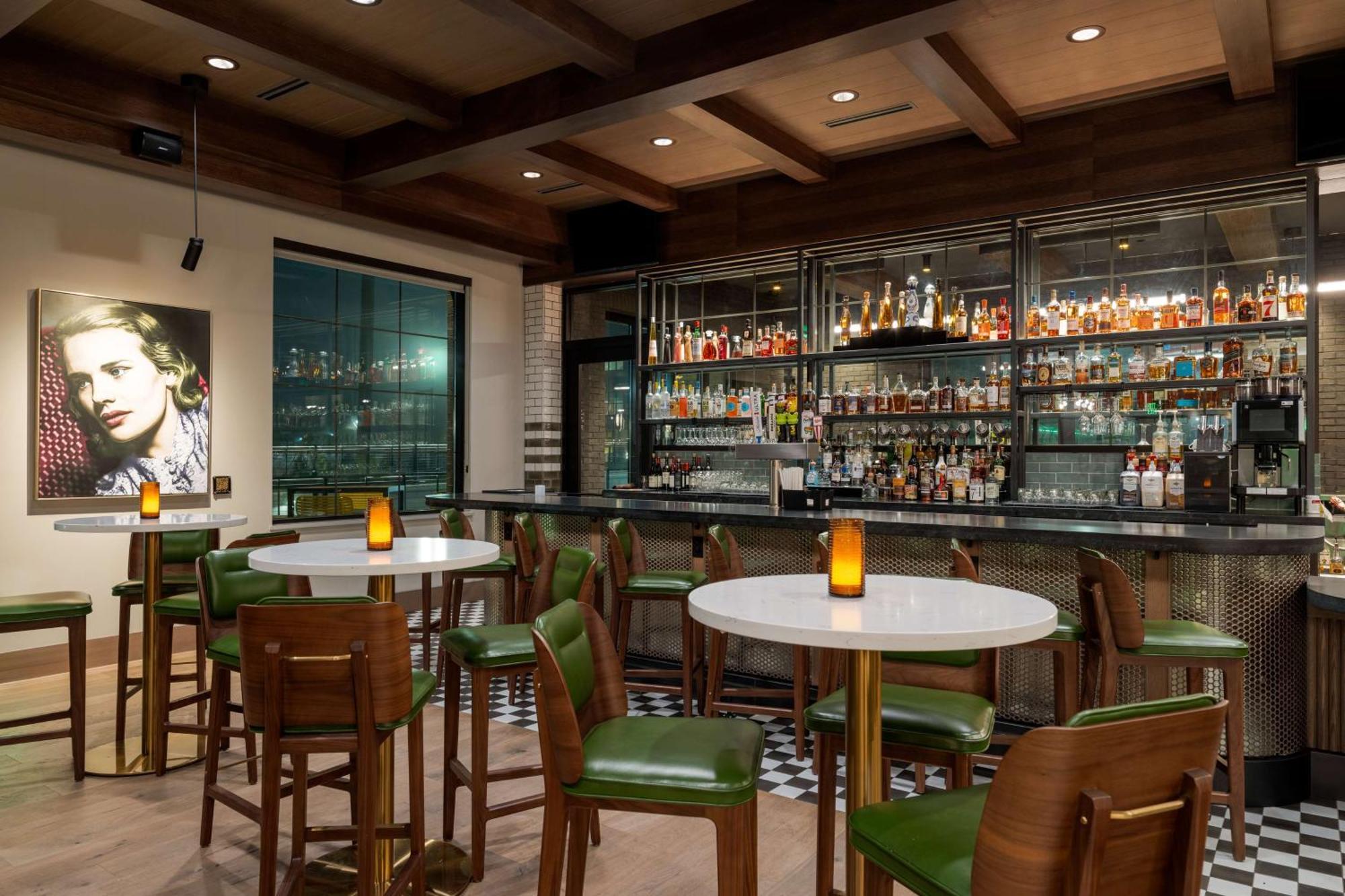 Hotel Nickel Plate Fishers, Tapestry Collection By Hilton ภายนอก รูปภาพ